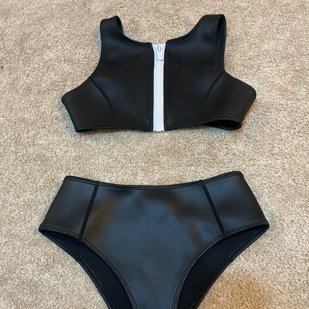 Hoaka black bikini swimsuit set XS